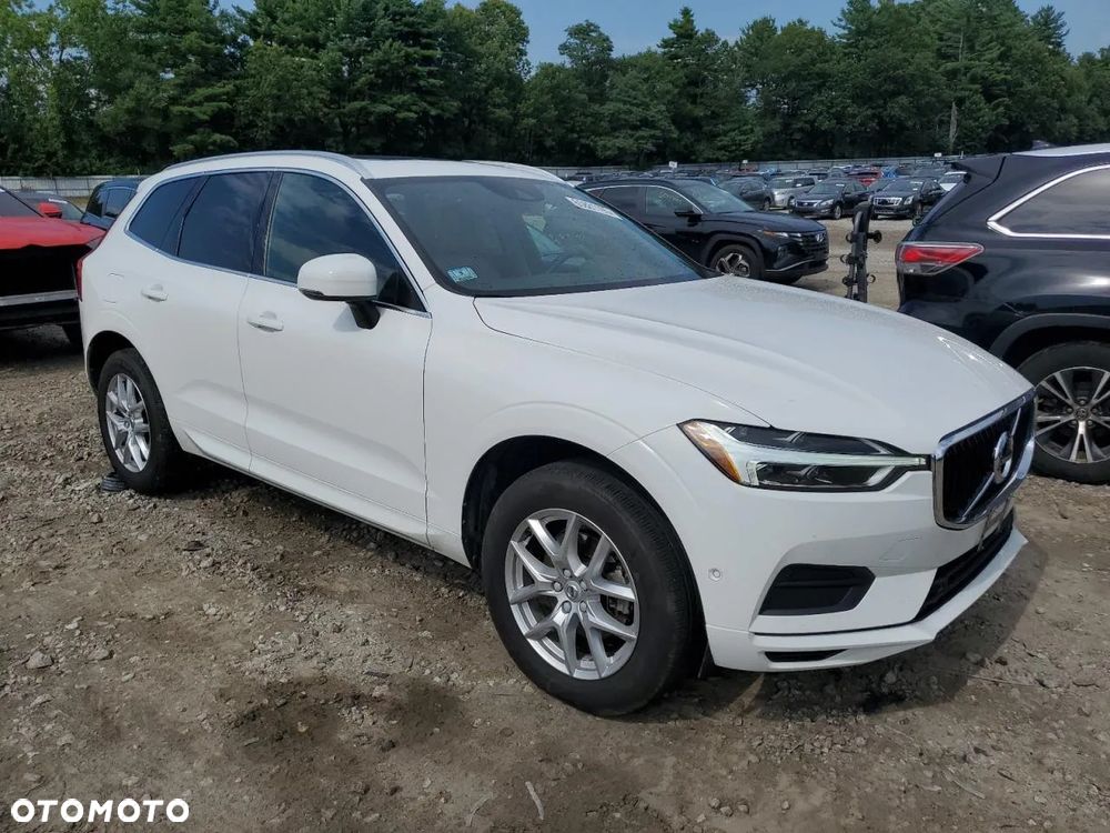 Volvo XC 60 T5 AWD Momentum