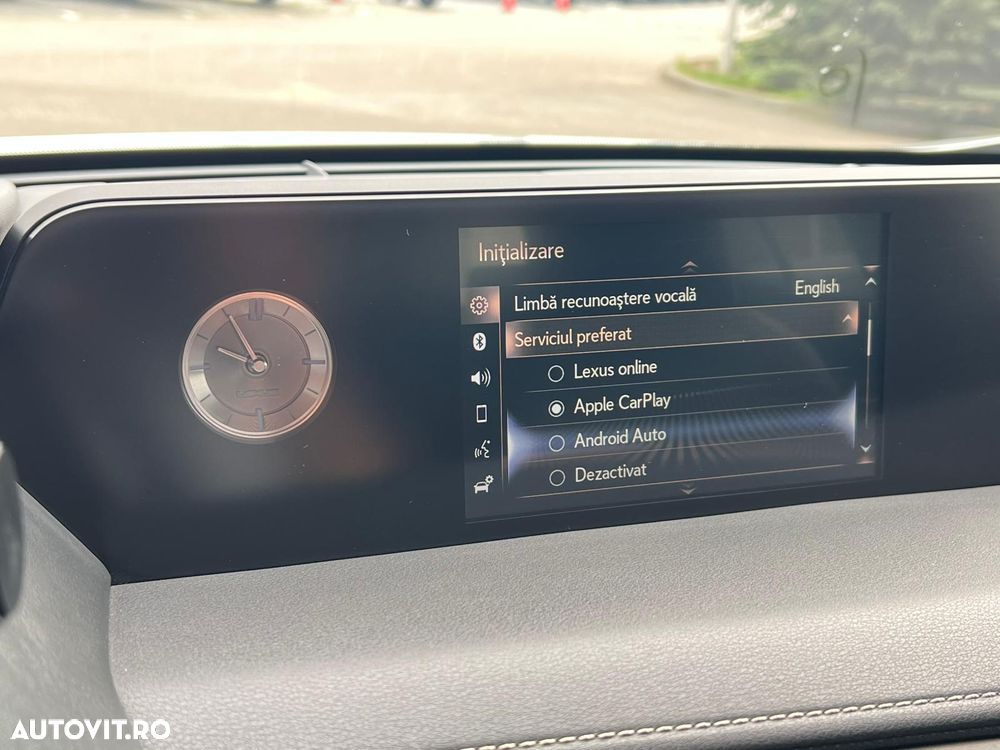 Lexus UX 250h Business Edition - 26