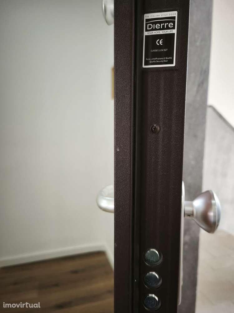Apartamento T2 rua Vasco da Gama, 73 - Grande imagem: 4/22