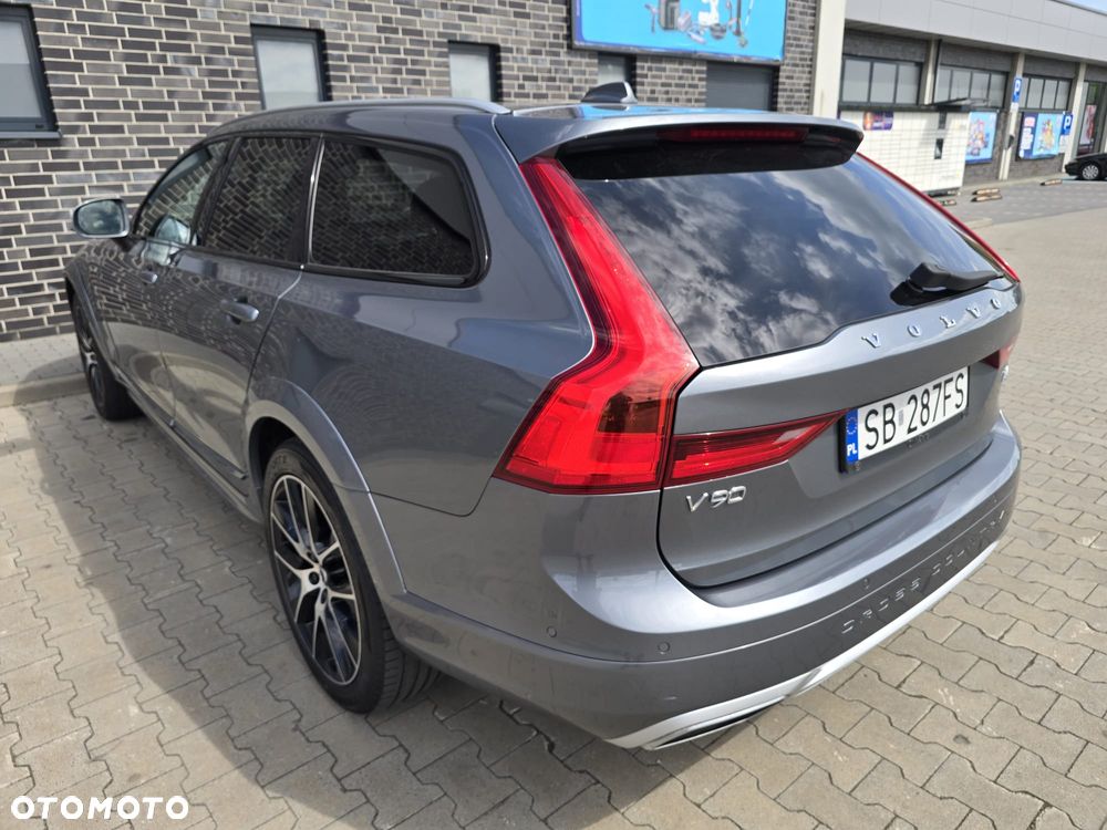 Volvo V90 Cross Country D4 AWD - 14