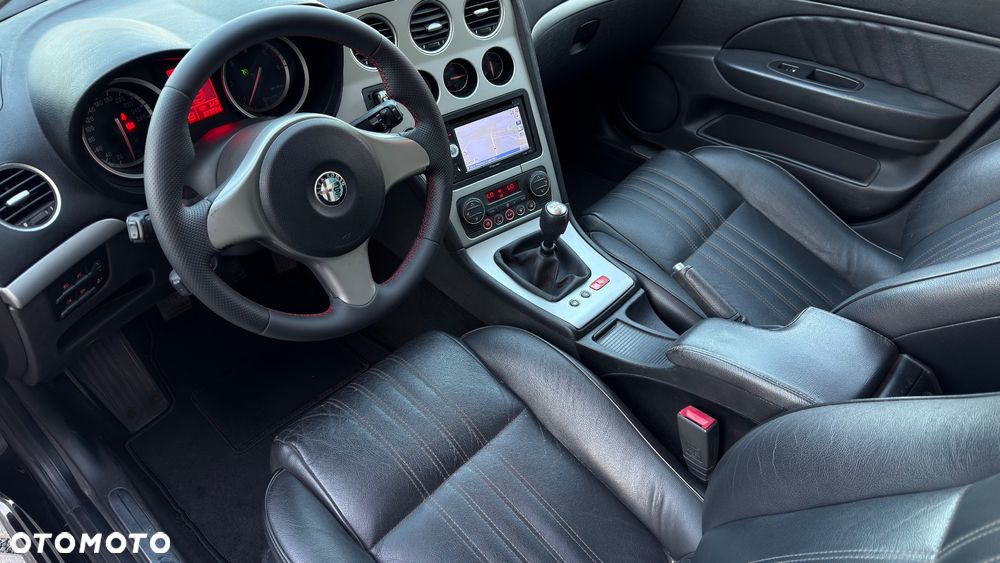 Alfa Romeo 159 1.9 JTDM 8V DPF Distinctive - 16