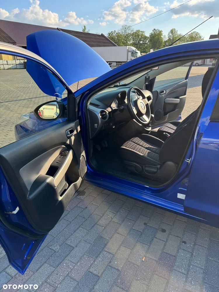 Mazda 2 - 9