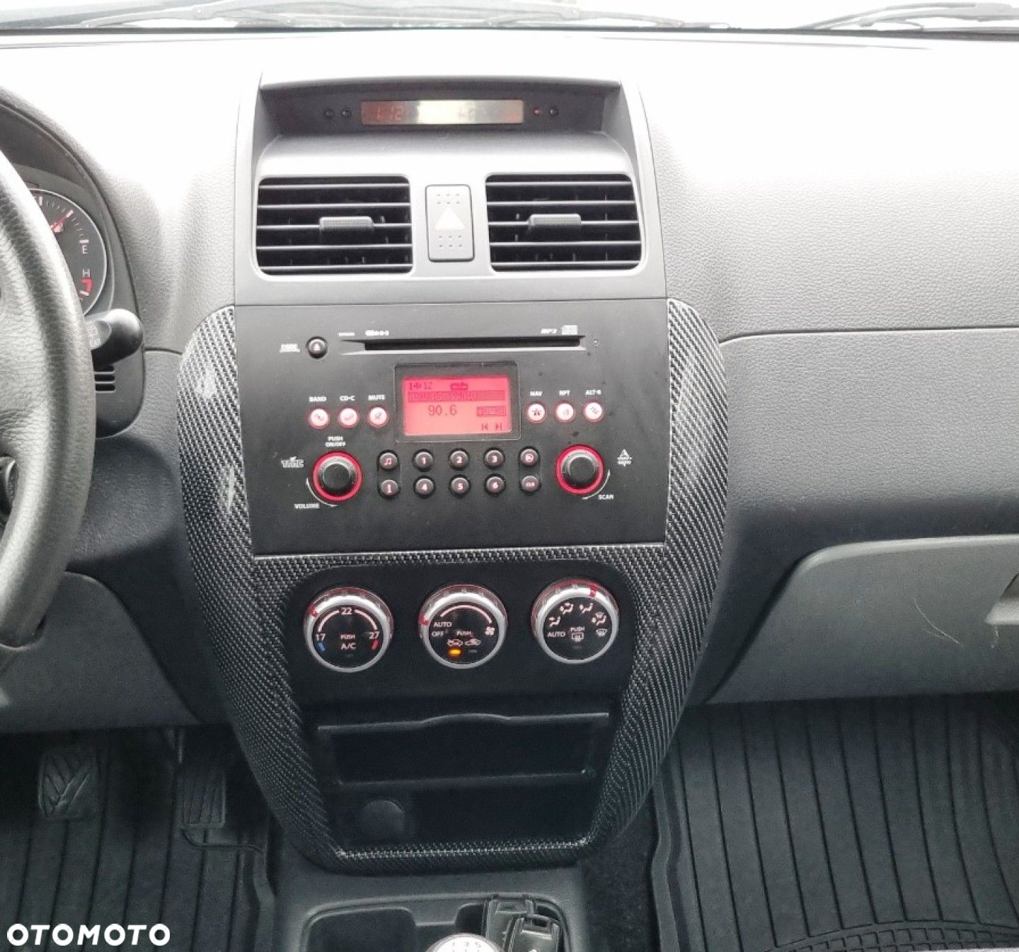 Suzuki SX4 - 15