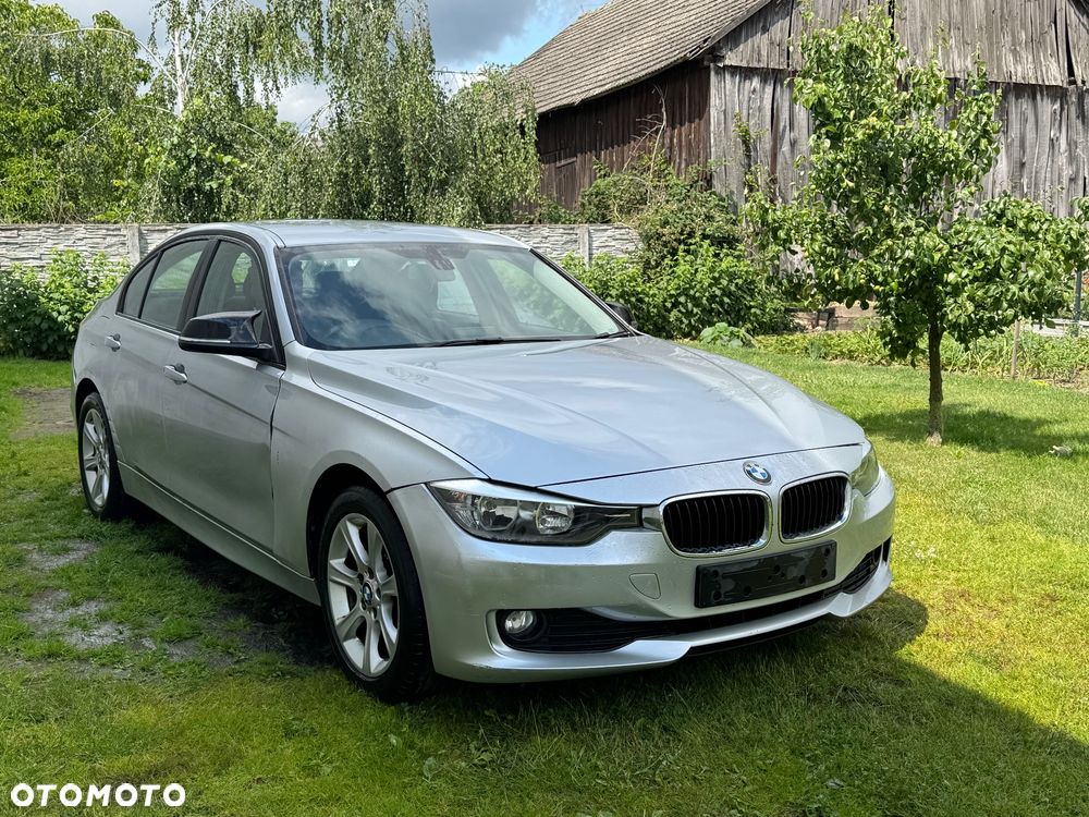 BMW Seria 3 316i - 2