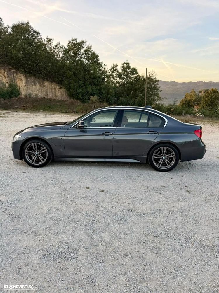 BMW 330 e iPerformance M Sport - 11