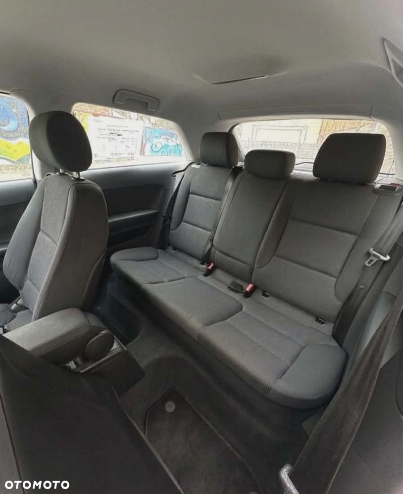 Audi A3 3-drzwiowe 1.6 FSI Ambition - 10