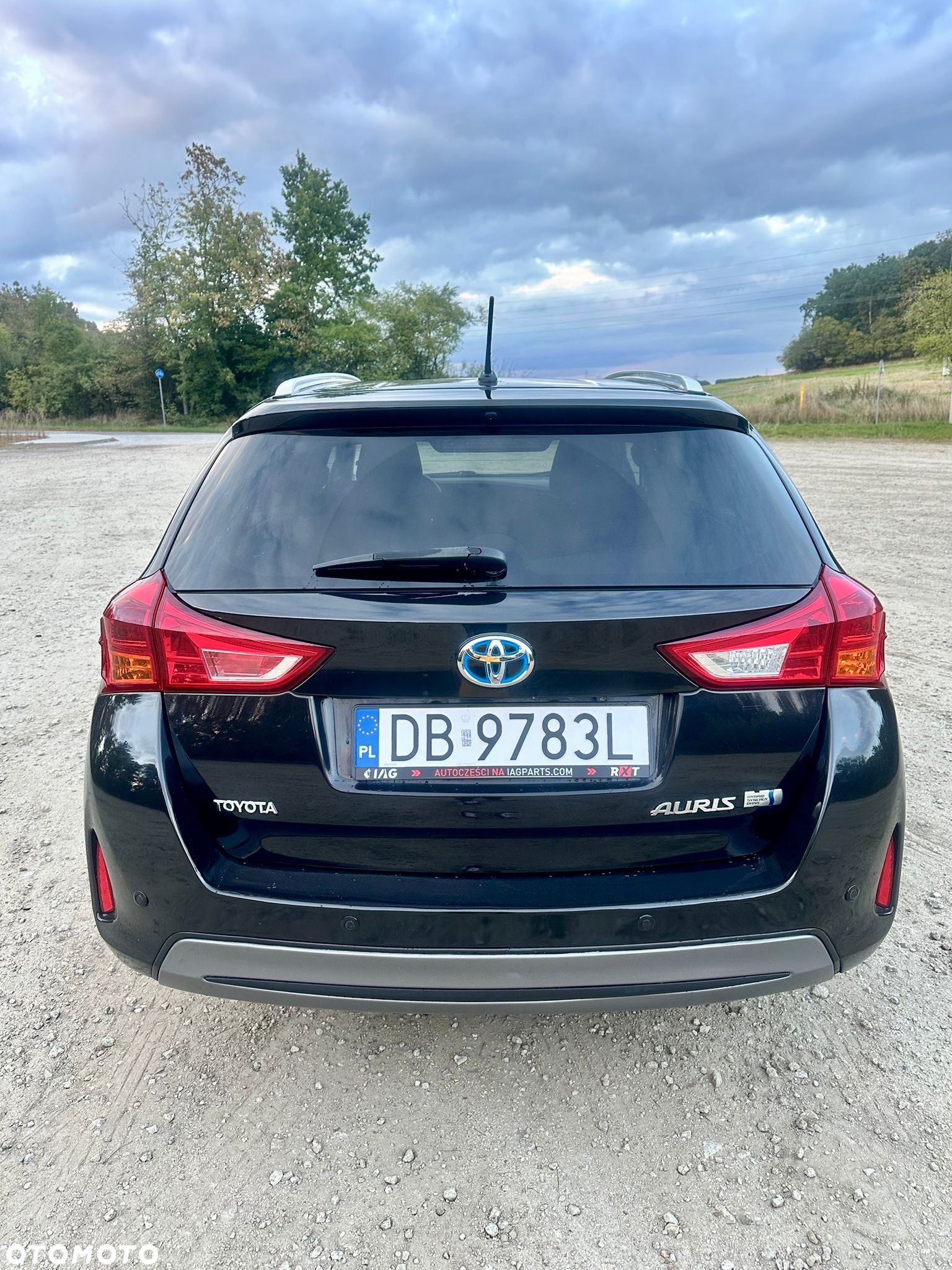 Toyota Auris 1.8 VVT-i Hybrid Automatik Touring Sports Edition - 4