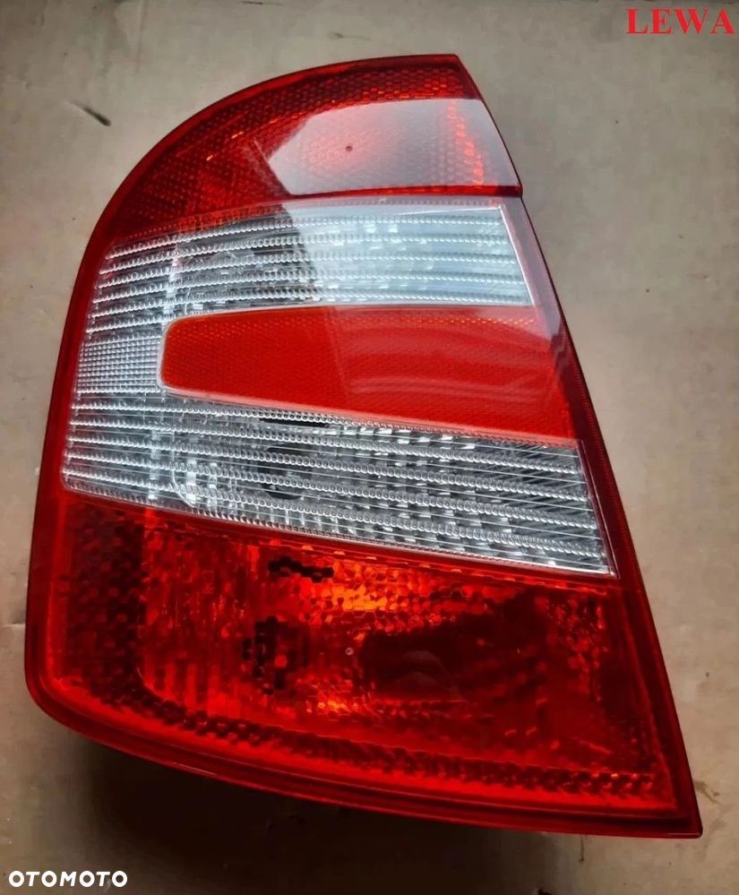 Fabia I lampa tylna tył LEWA HB PRAWA KOMBI lift Skoda - 1