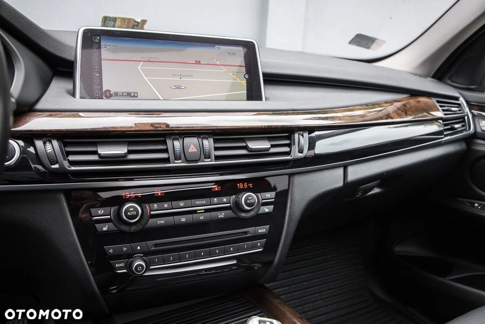 BMW X5 xDrive35i - 21