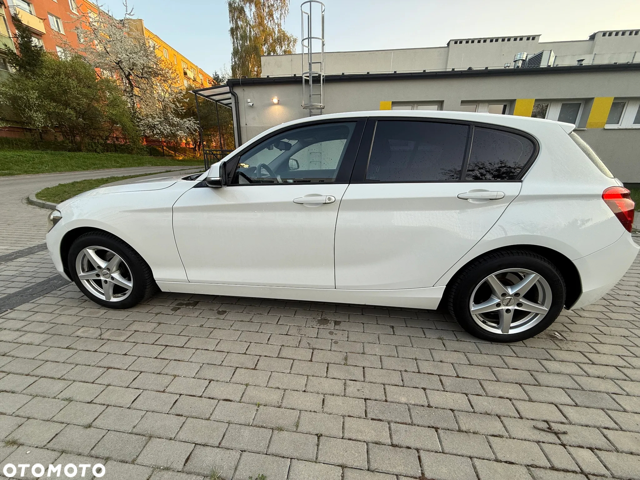 BMW Seria 1 116i - 10
