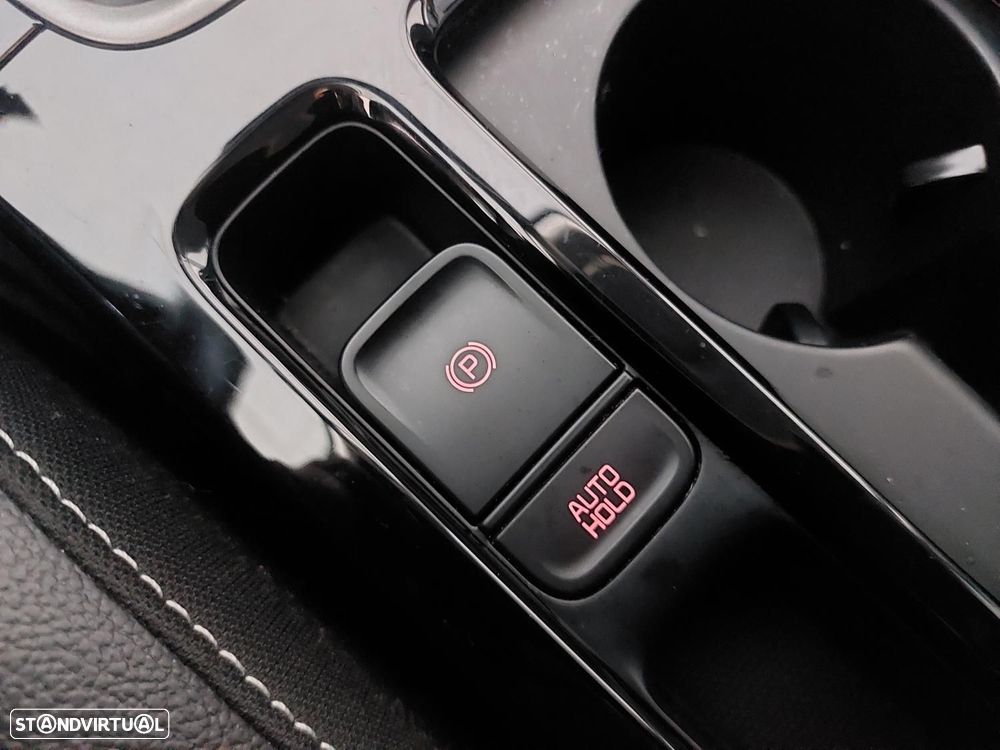 Kia XCeed 1.6 GDi PHEV Drive - 23
