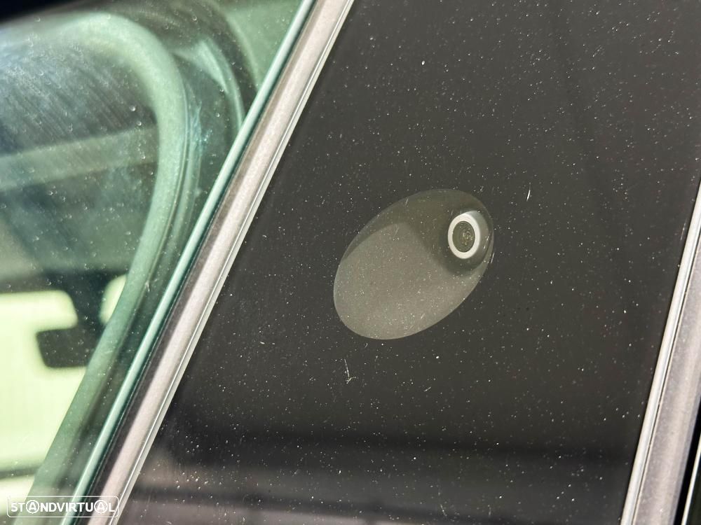 Tesla Model Y Performance Dual Motor AWD - 57