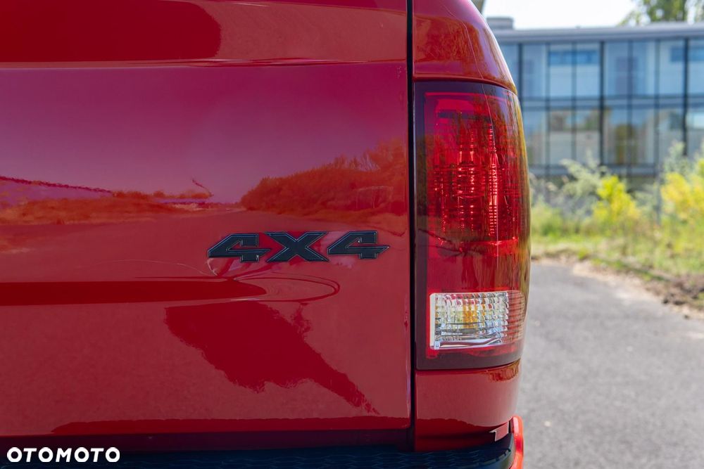 Dodge RAM 5.7 4x4 - 39