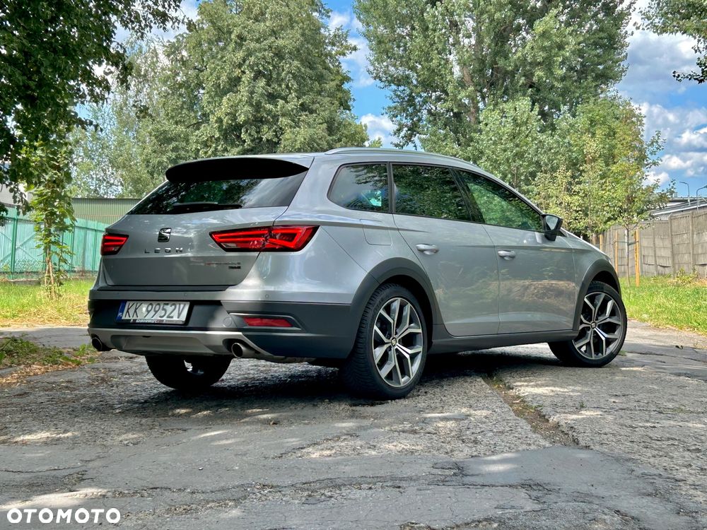 Seat Leon Sportstourer 1.8 TSI Start&Stop 4Drive DSG X-Perience - 11