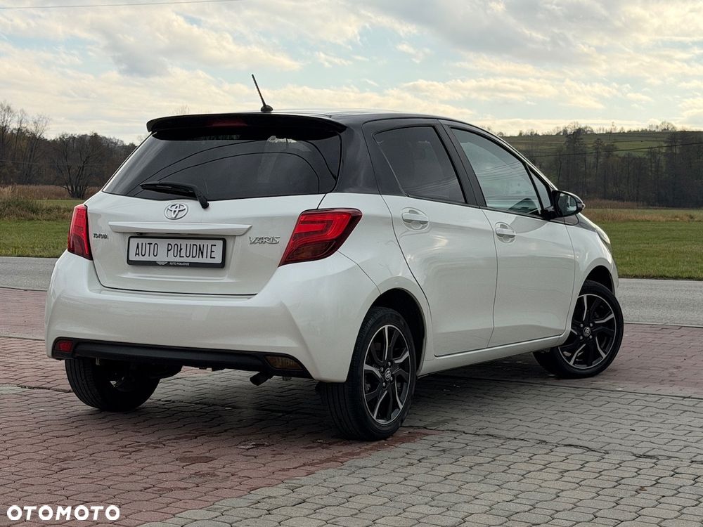 Toyota Yaris 1.33 Premium - 4
