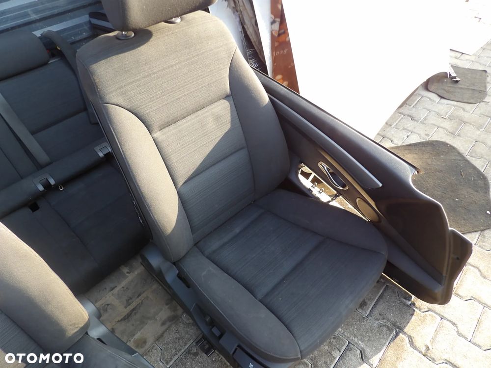 BMW - E60,E61 - PO LIFT - FOTELE , KANAPA , BOCZKI - EUROPA - KOMPLET - 3