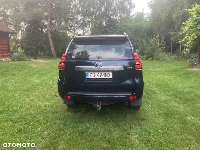 Toyota Land Cruiser LC 2.8 D-4D Prado - 4