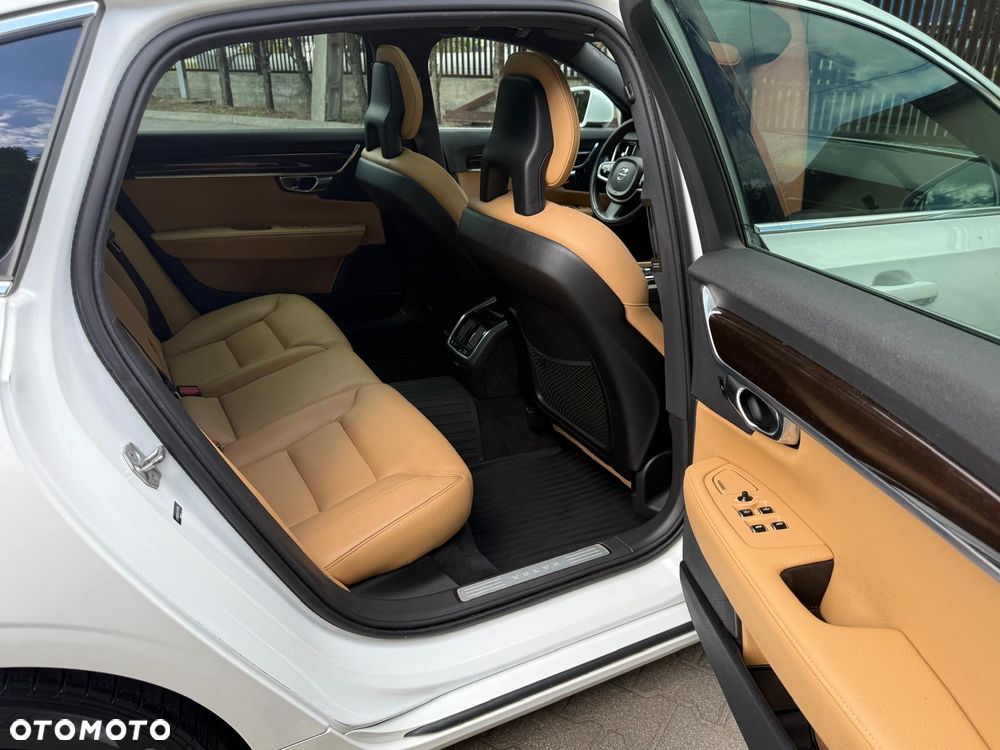 Volvo S90 T5 Momentum - 15