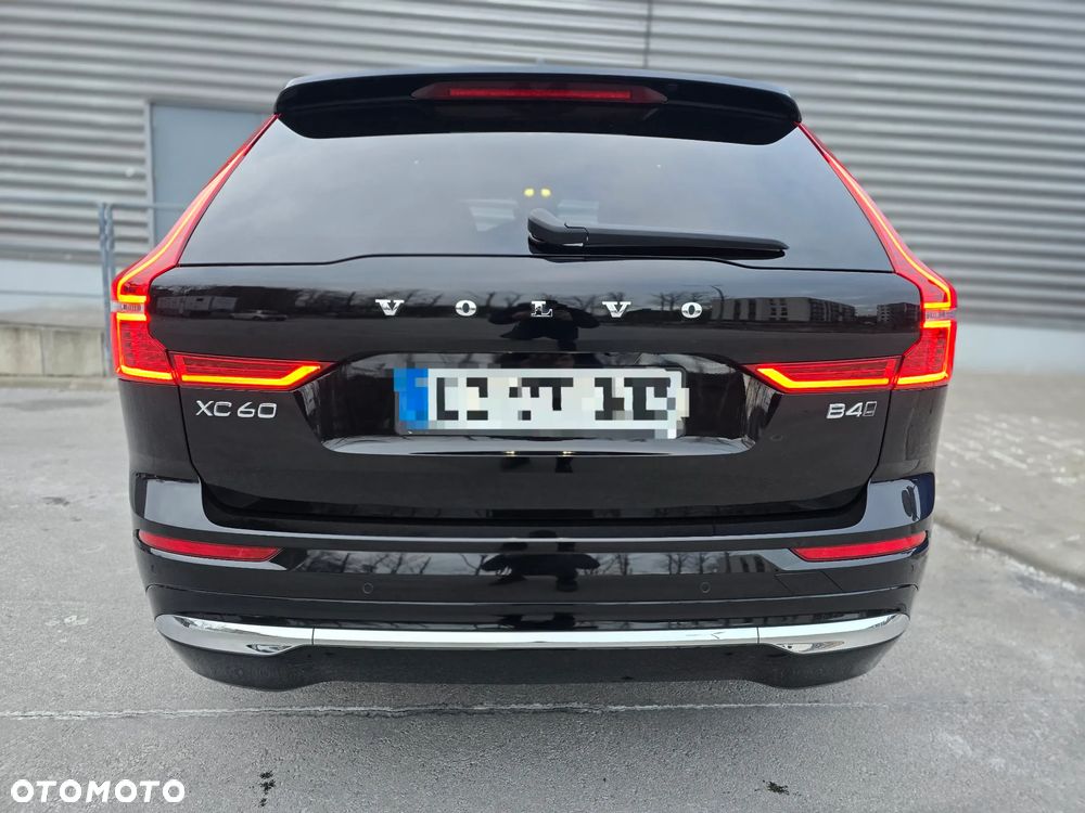 Volvo XC 60 B4 D AWD Plus Bright - 6