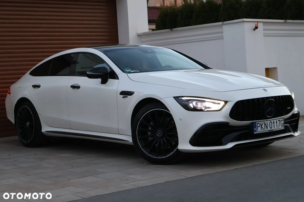 Mercedes-Benz AMG GT 43 4-Matic+ - 31