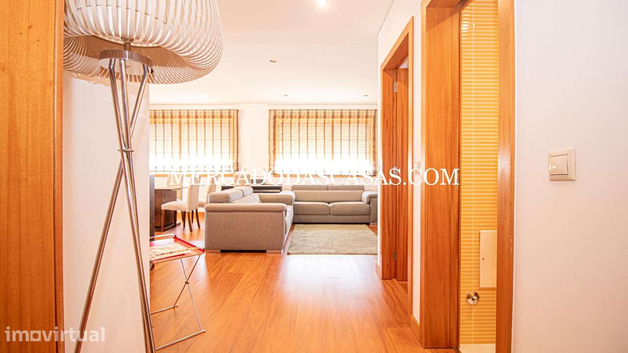 Apartamento T3 c/terraço, garagem box, elevador - Grande imagem: 2/34