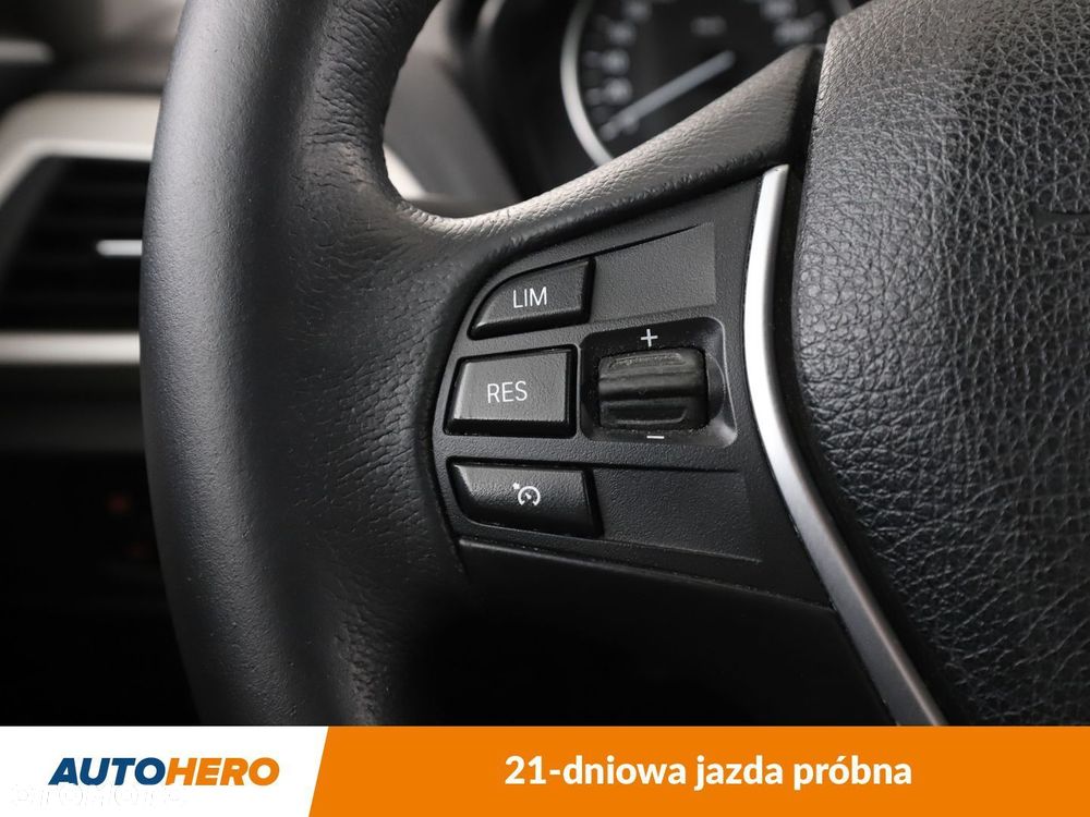BMW Seria 1 - 28