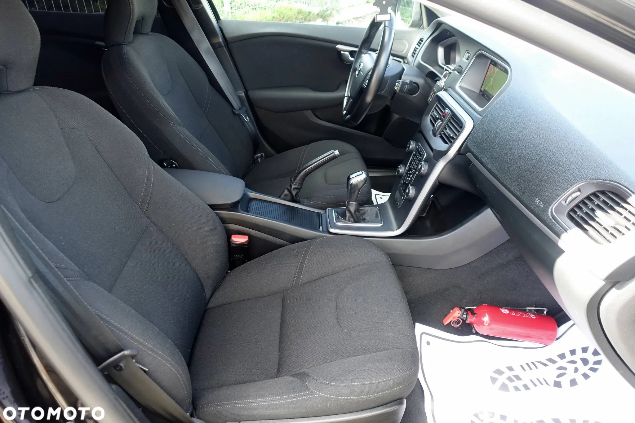 Volvo V40 D2 Momentum - 12