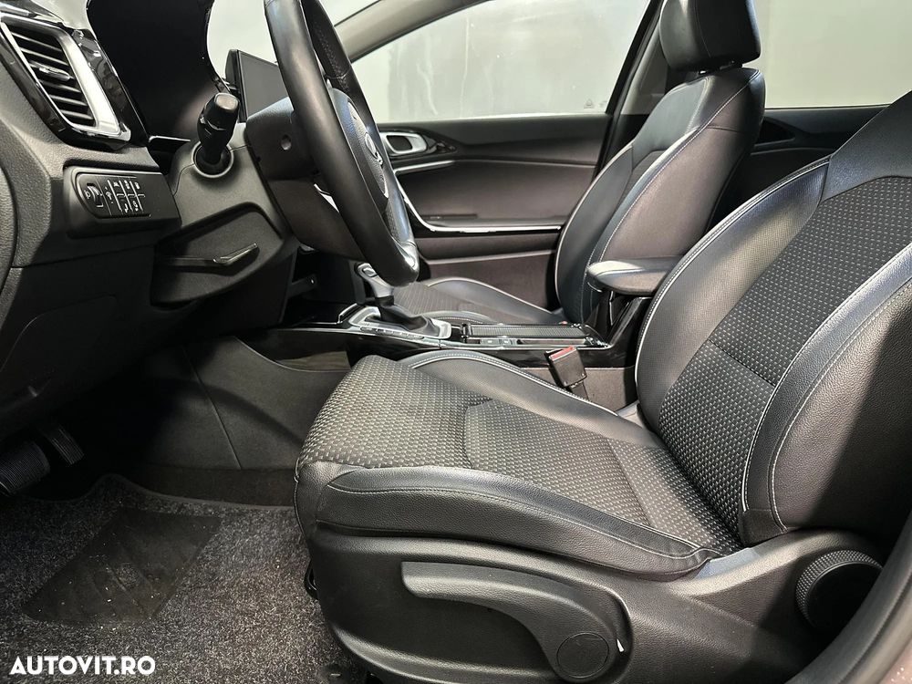 Kia XCeed - 23
