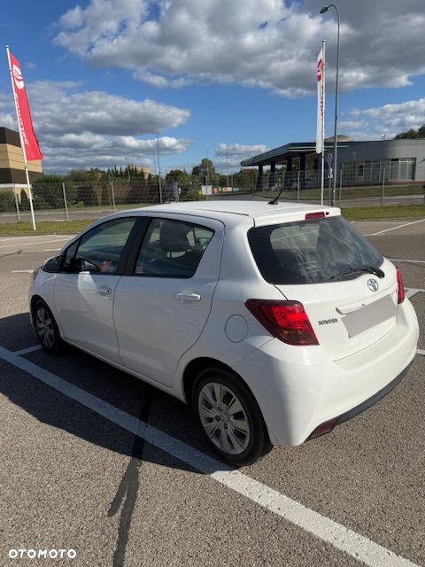 Toyota Yaris 1.4 D-4D Active EU6 - 4