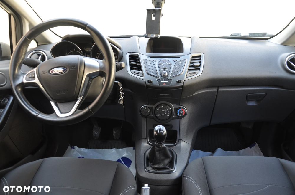 Ford Fiesta - 13