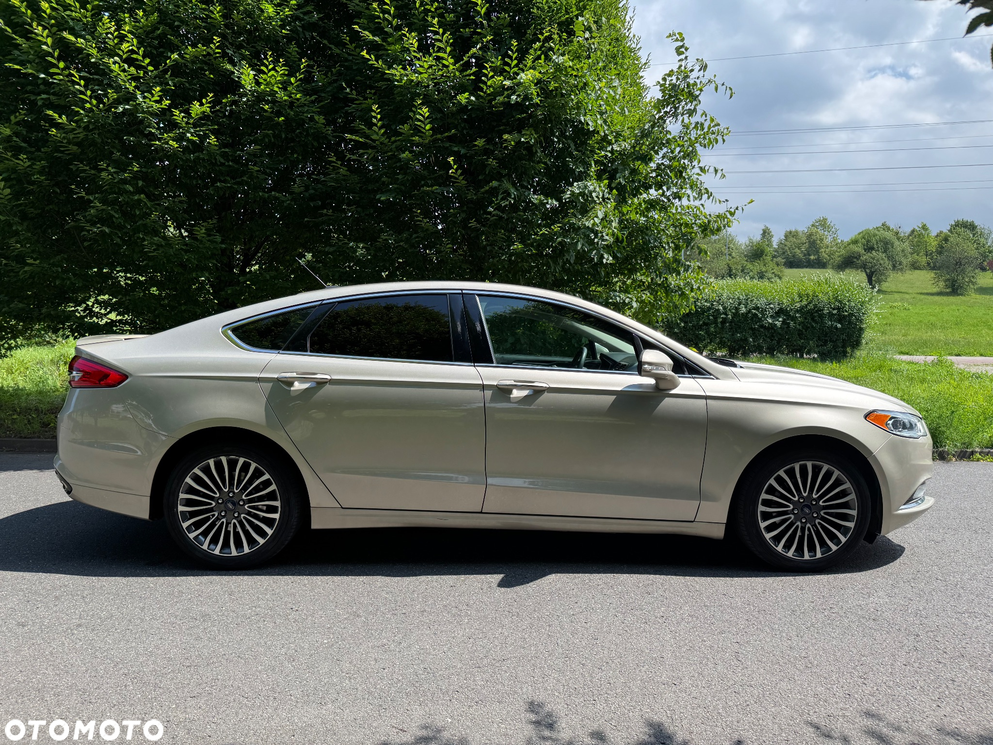 Ford Fusion 2.0 EcoBoost Titanium - 8