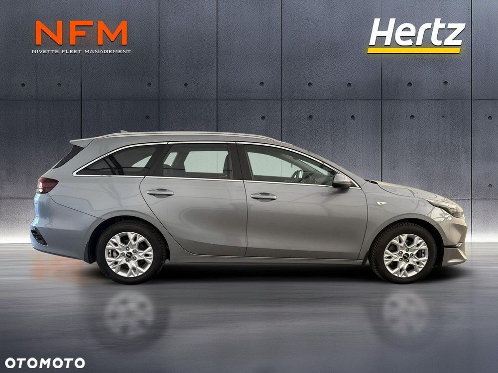 Kia Ceed - 8