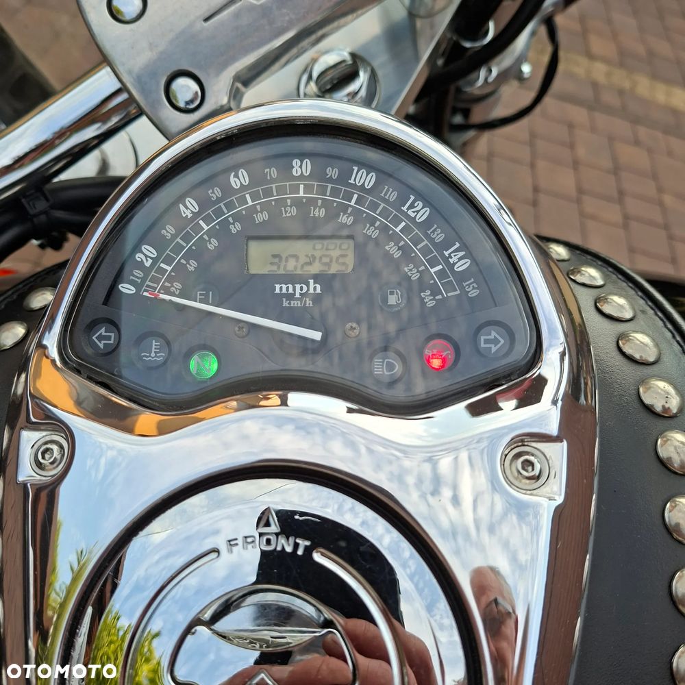 Honda VTX - 27