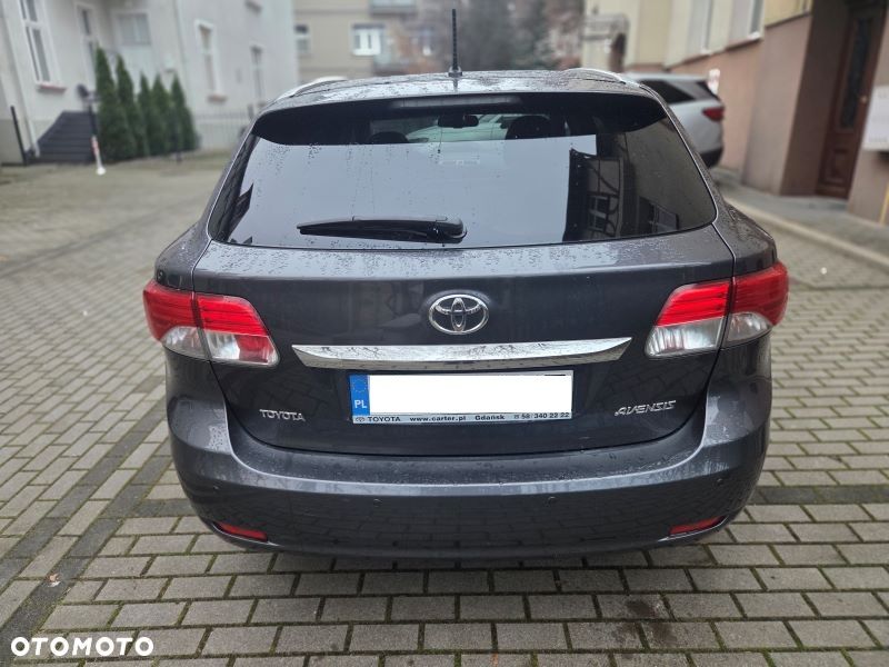Toyota Avensis 2.0 D-4D Premium - 16