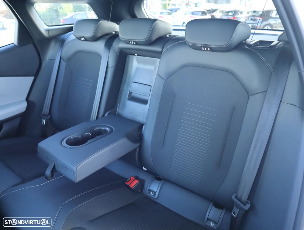 Ford Explorer 77 kWh Premium - 28