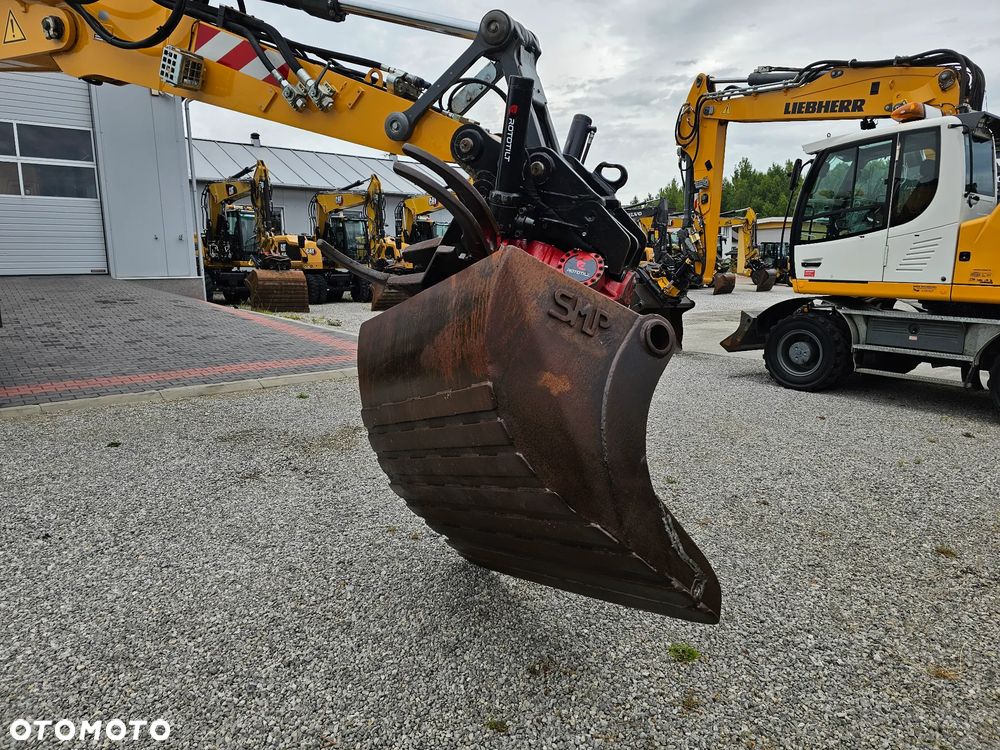 Liebherr A 916 - 39