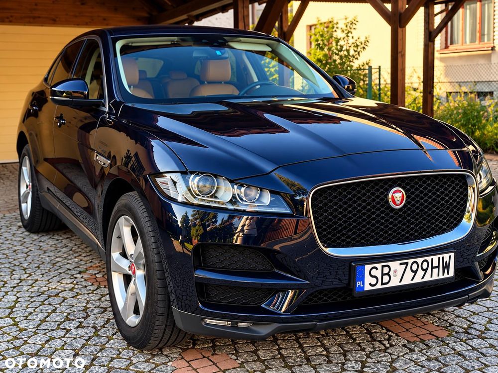 Jaguar F-Pace - 1