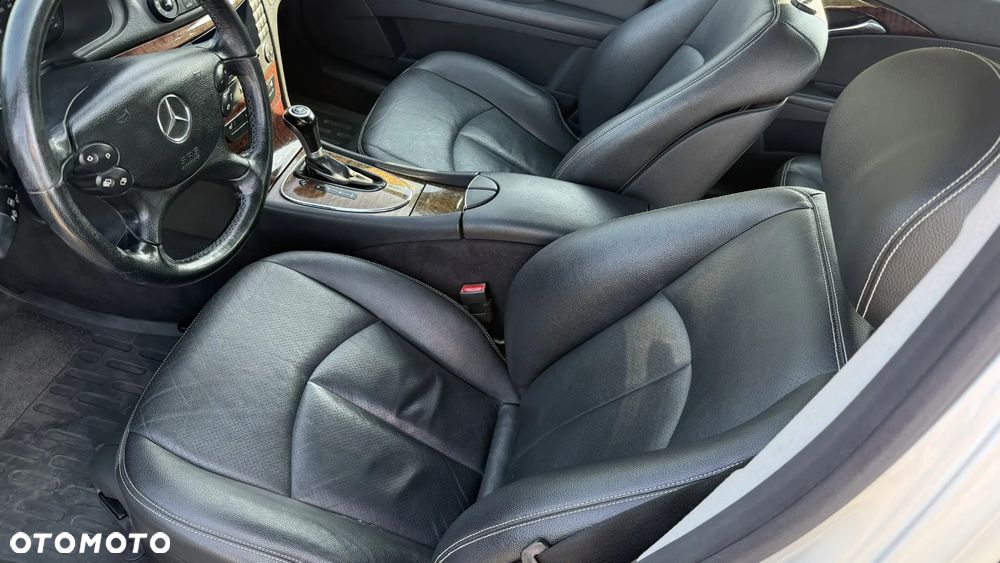 Mercedes-Benz Klasa E 200 Kompressor Automatik Classic - 12