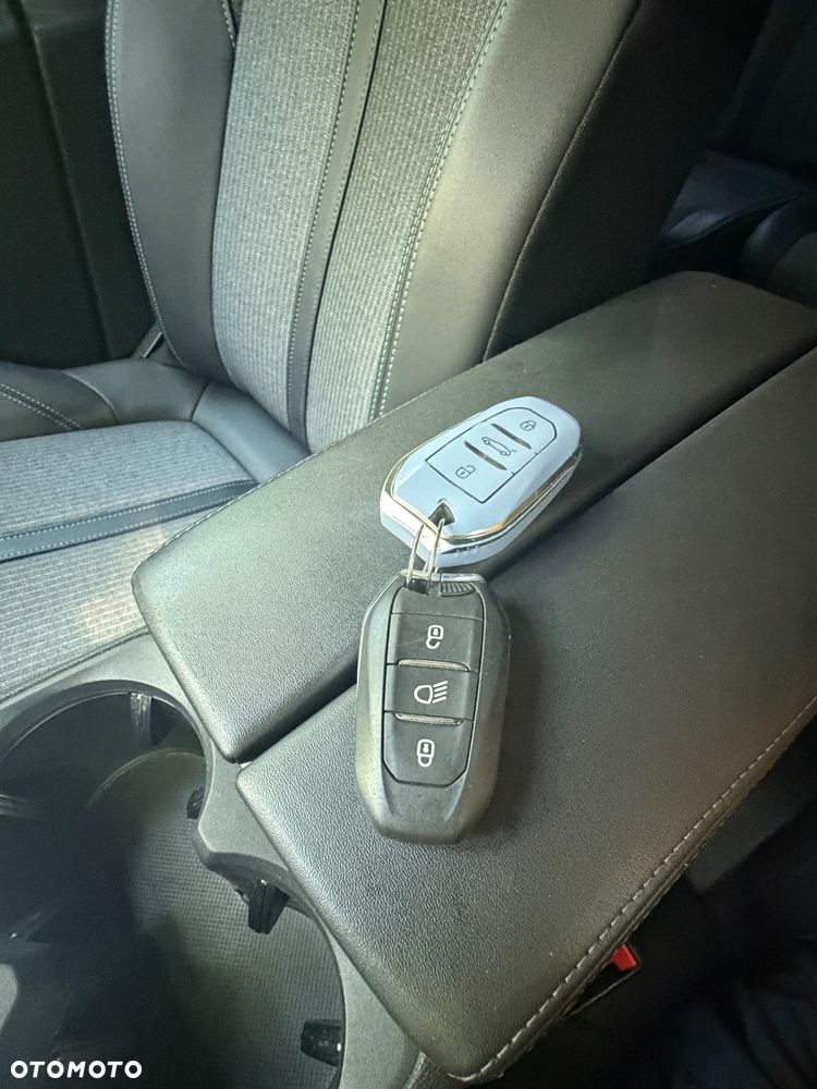 Peugeot 5008 BlueHDi 130 EAT8 GT - 27
