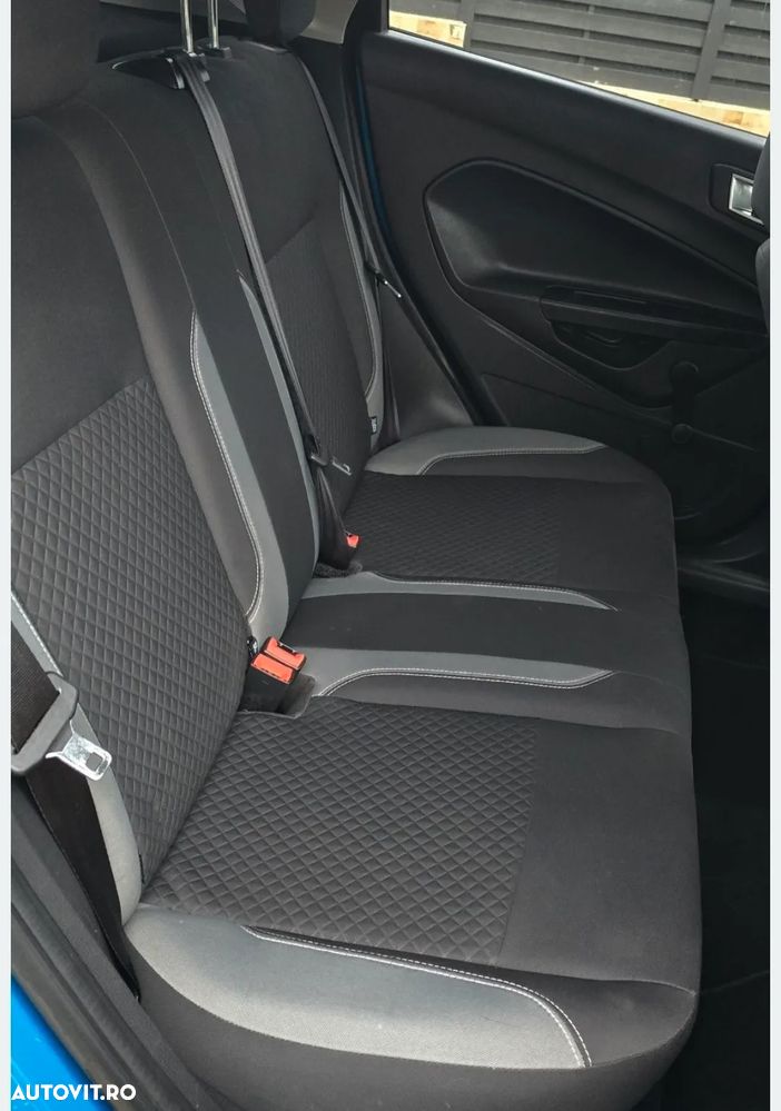 Ford Fiesta 1.6 TDCI Titanium - 9