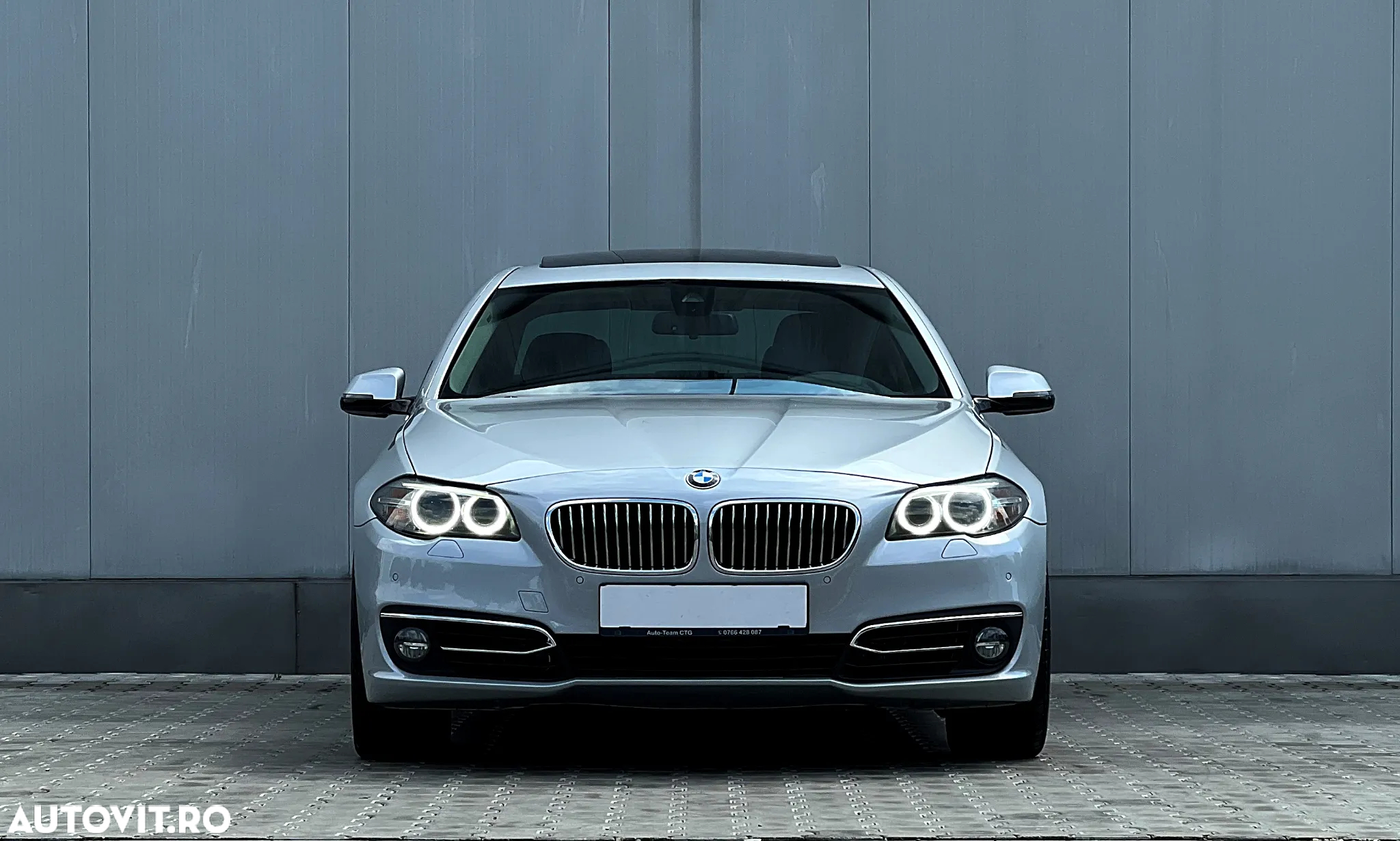 BMW Seria 5 530d xDrive - 2
