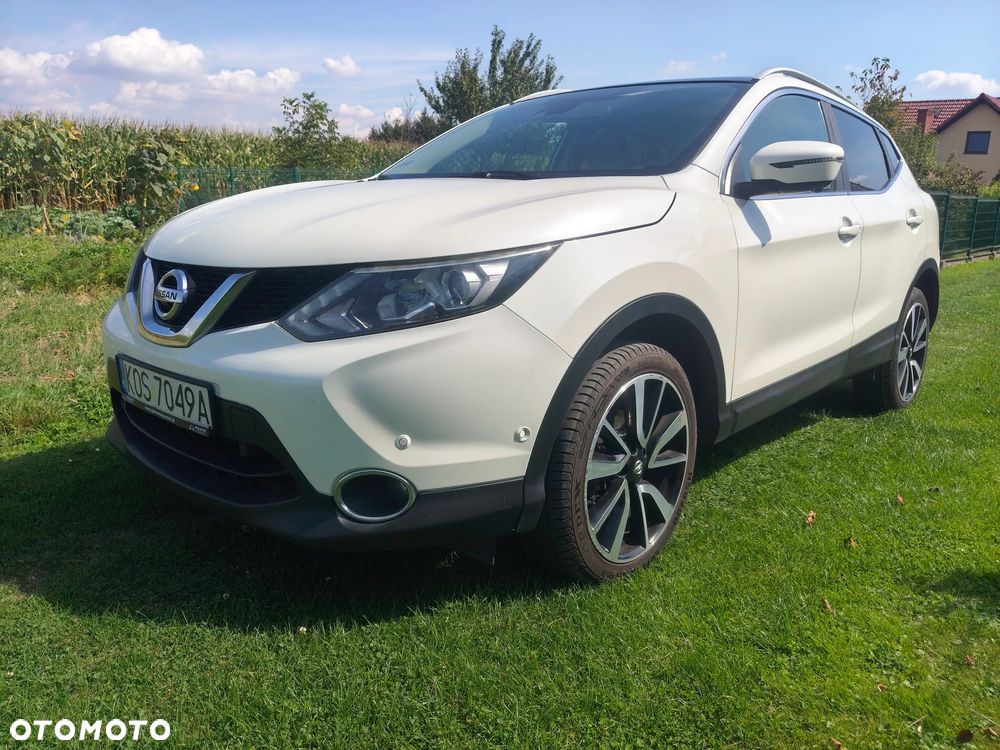 Nissan Qashqai 1.6 DCi Tekna - 1