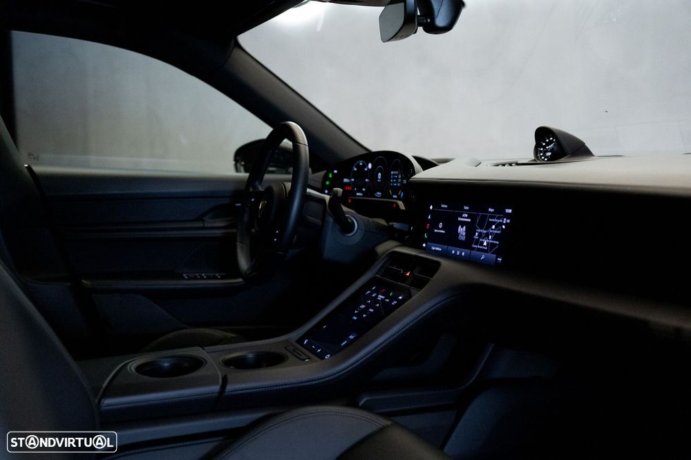 Porsche Taycan 4S Bateria Performance Plus - 17