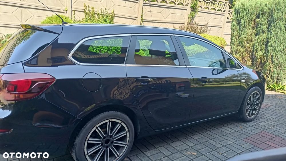 Opel Astra 1.7 CDTI Sport - 2