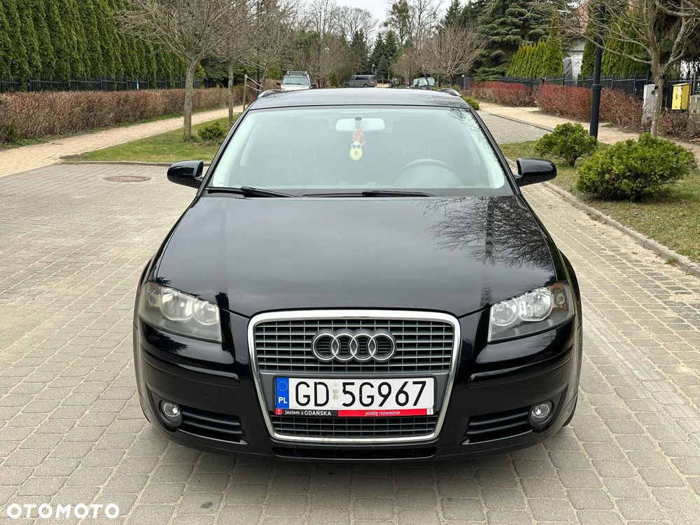 Audi A3 Sportback 1.6 Ambiente - 2