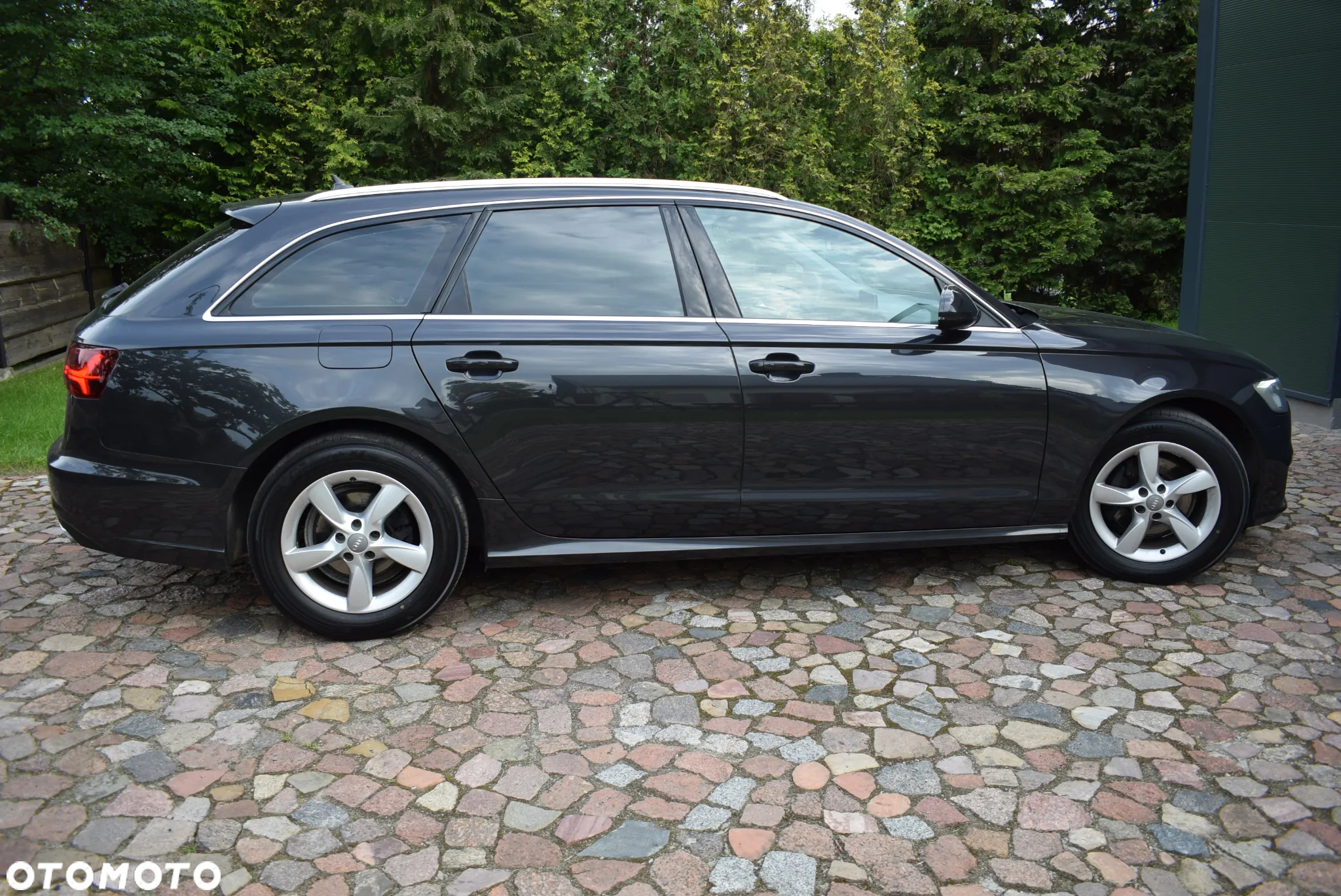 Audi A6 Avant 2.0 TDI Ultra S tronic - 16