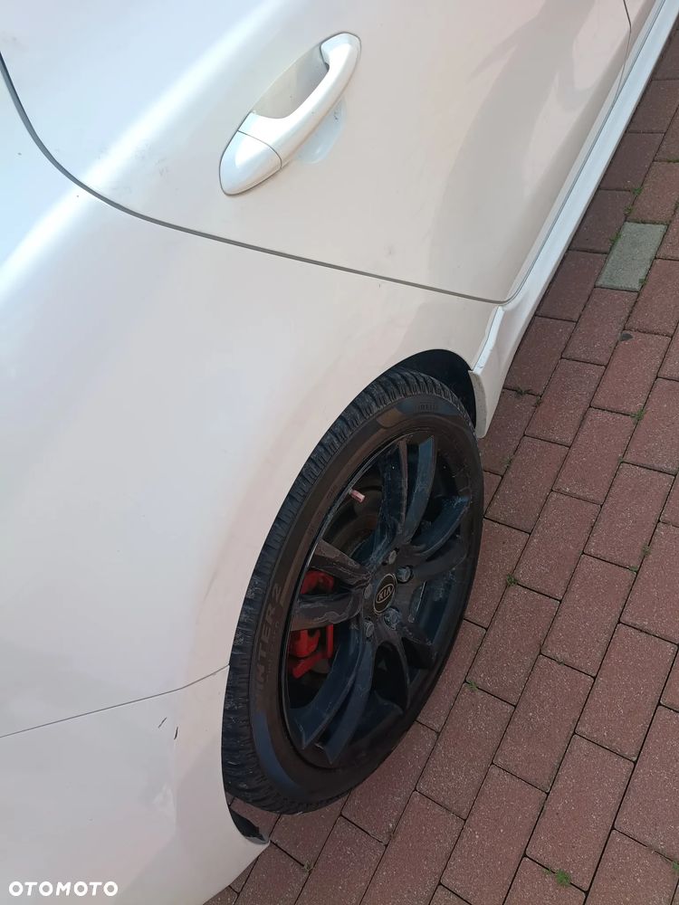 Kia Ceed 1.6 T-GDI GT-Challenge - 7