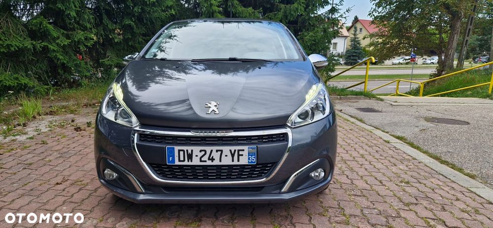 Peugeot 208 - 7
