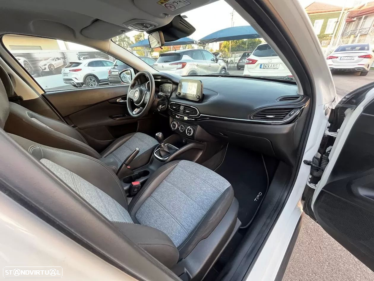 Fiat Tipo Cross 1.0 GSE T3 City - 34