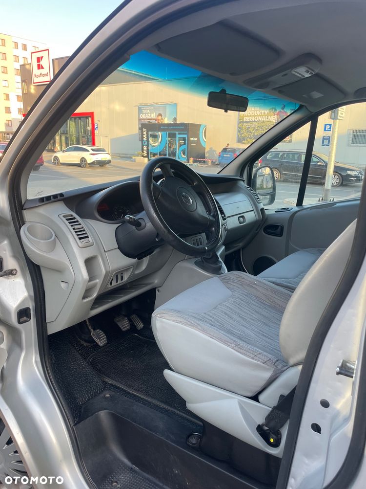 Nissan Primastar 115 dCi - 9